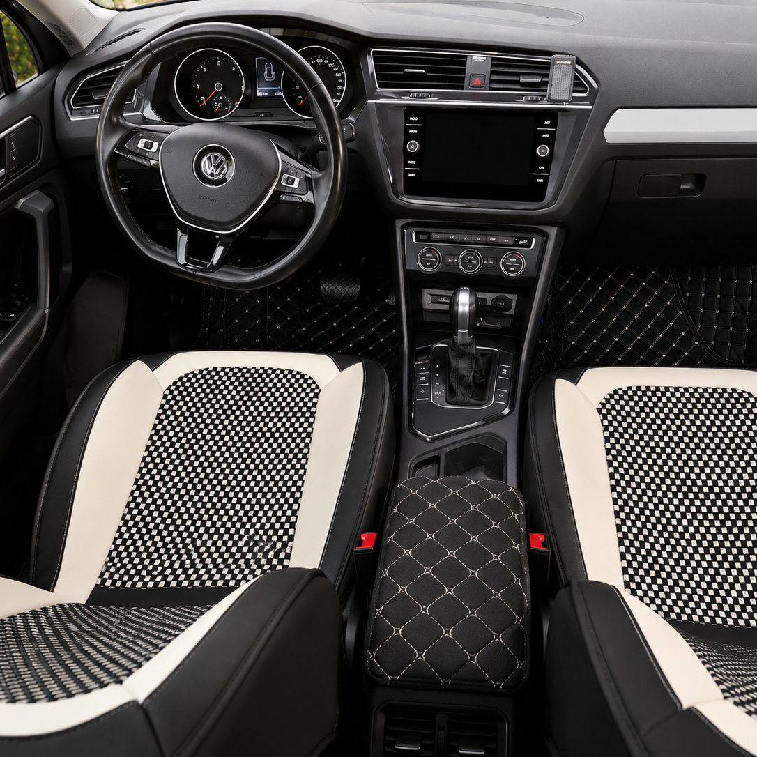 Huse auto Textil Nappa alb-negru montate pe scaunele din față